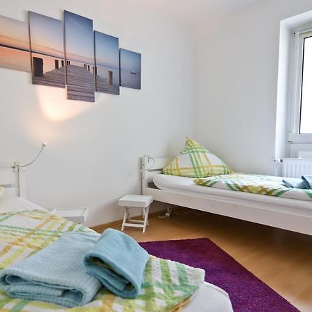 Top Ferienwohnung Veltins Arena Гелзенкирхен Екстериор снимка