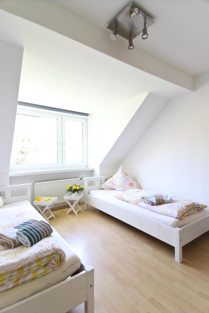Top Ferienwohnung Veltins Arena Гелзенкирхен Екстериор снимка