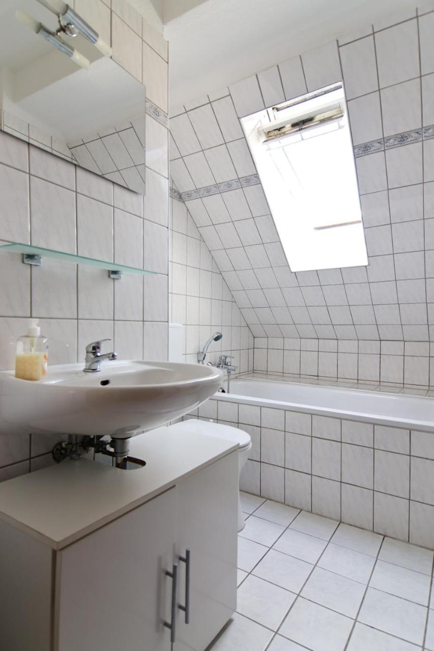 Top Ferienwohnung Veltins Arena Гелзенкирхен Екстериор снимка